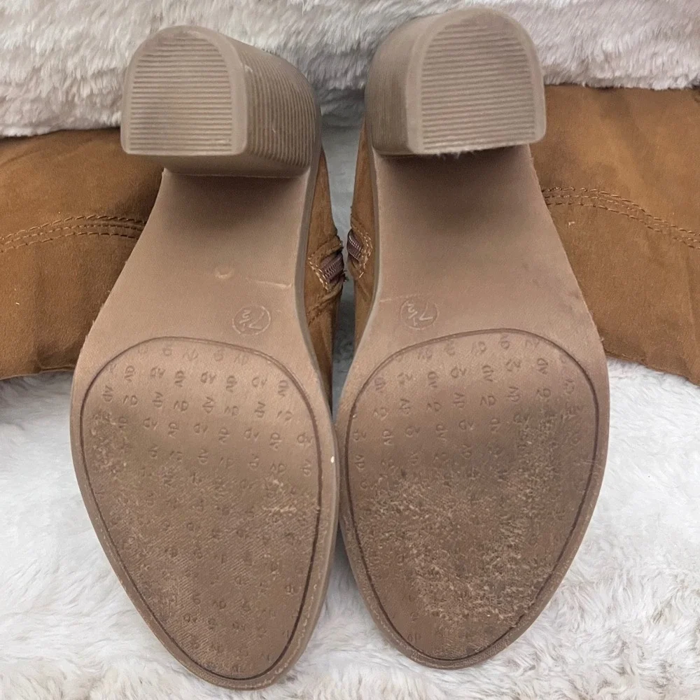 DV Dolce Vita Marilyn Tan Faux Suede‎ Over The Knee Block Heel Boots Womens 7.5
